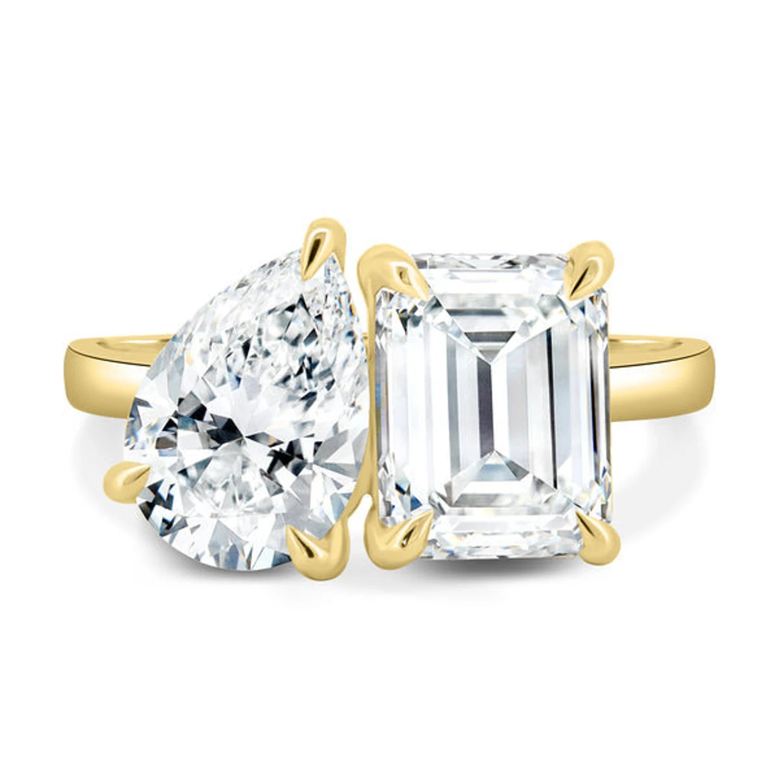 Pear & Emerald 3.50tcw Lab Diamond Toi et Moi Ring | IGI Certified | D-E-F VVS–VS