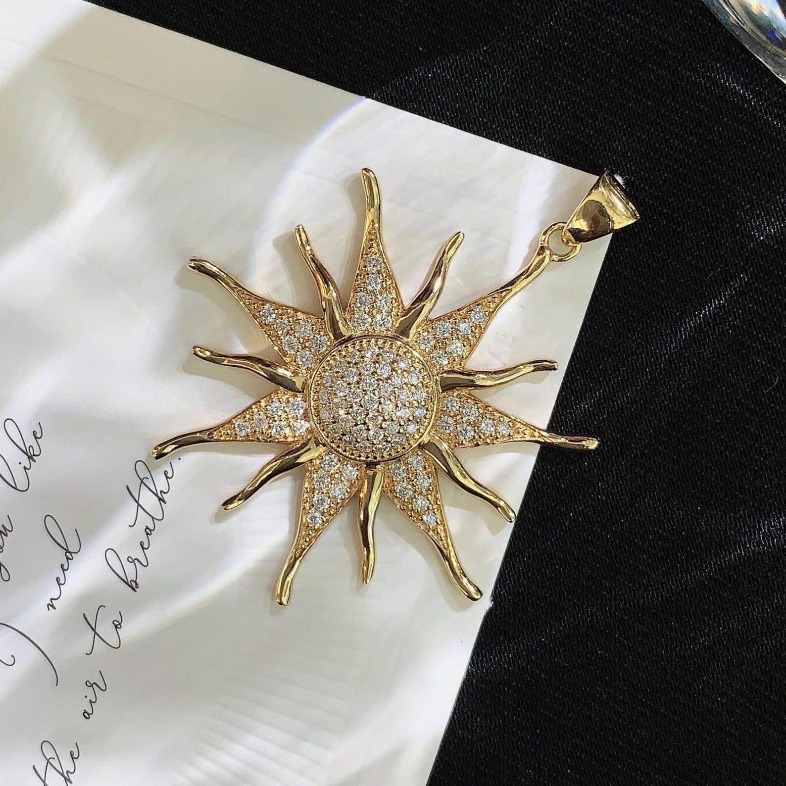 Round 1.00tcw Lab Diamond Sun Style Pendant Necklace | Yellow Gold | IGI Certified