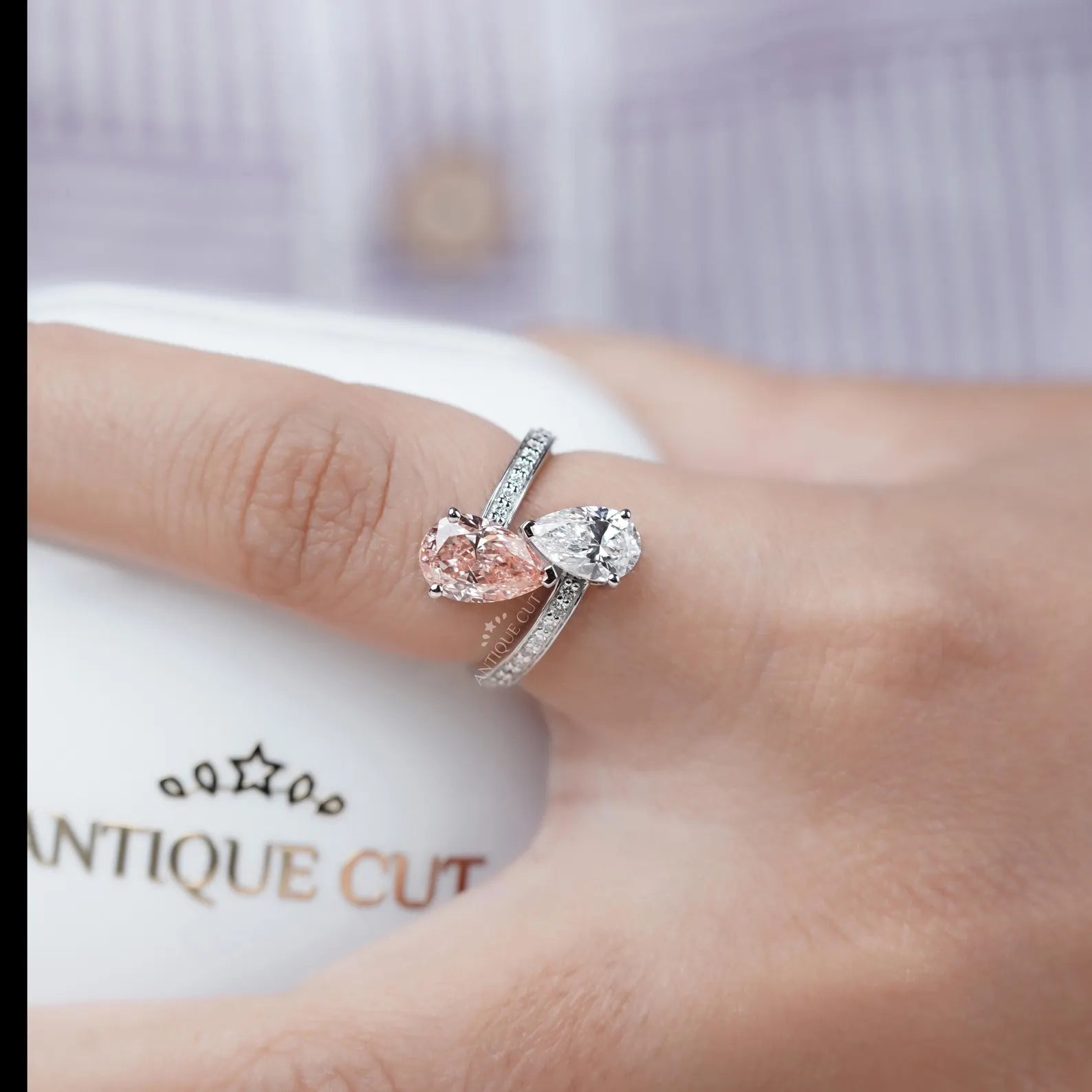 Pink And White Pear 3.80tcw Toi Et Moi Lab Diamond Ring | IGI Certified D-E-F VVS-VS