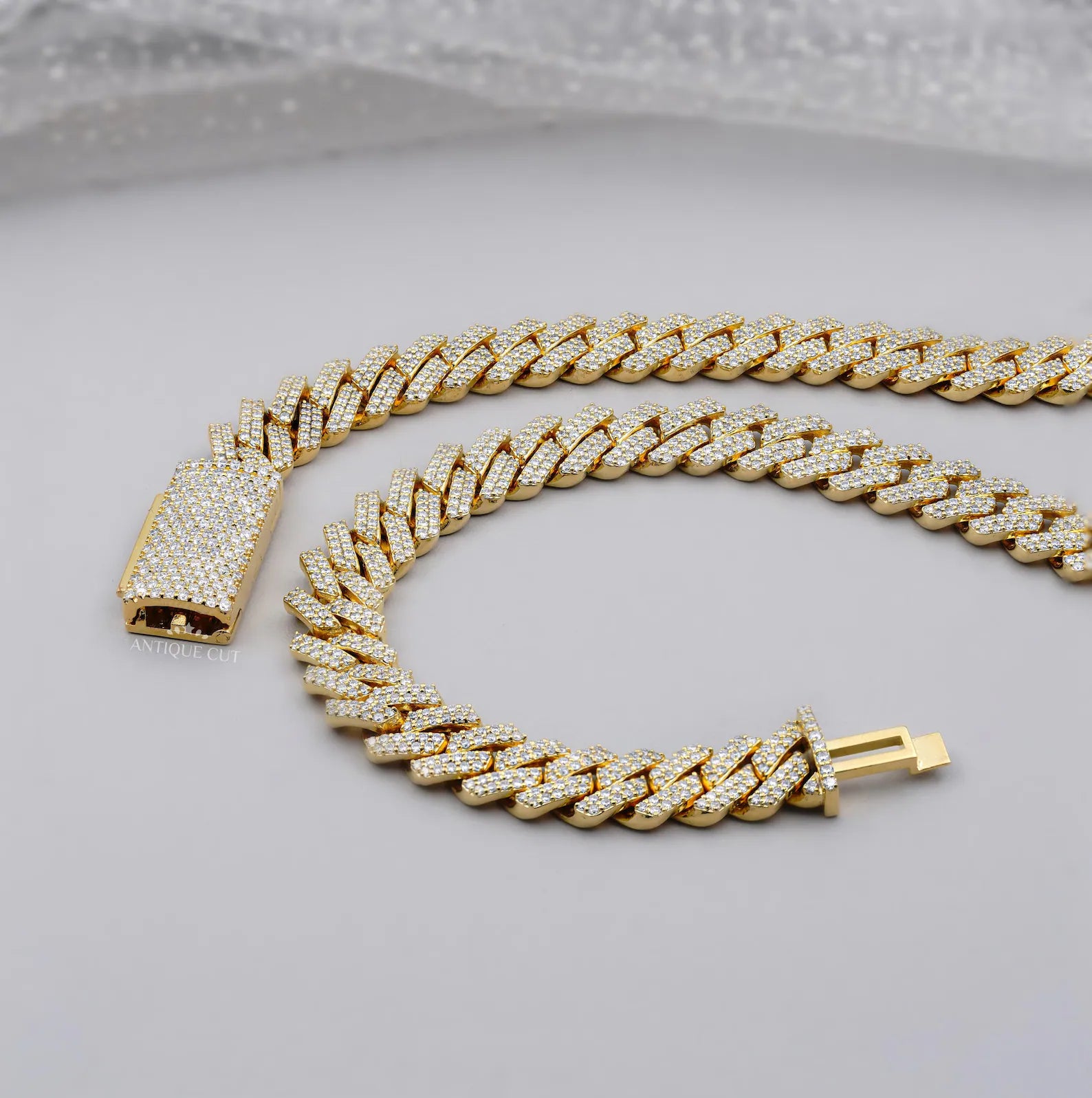 Rose & Yellow Gold Colored Round Cuban Chain Necklace Vintage | IGI Certified