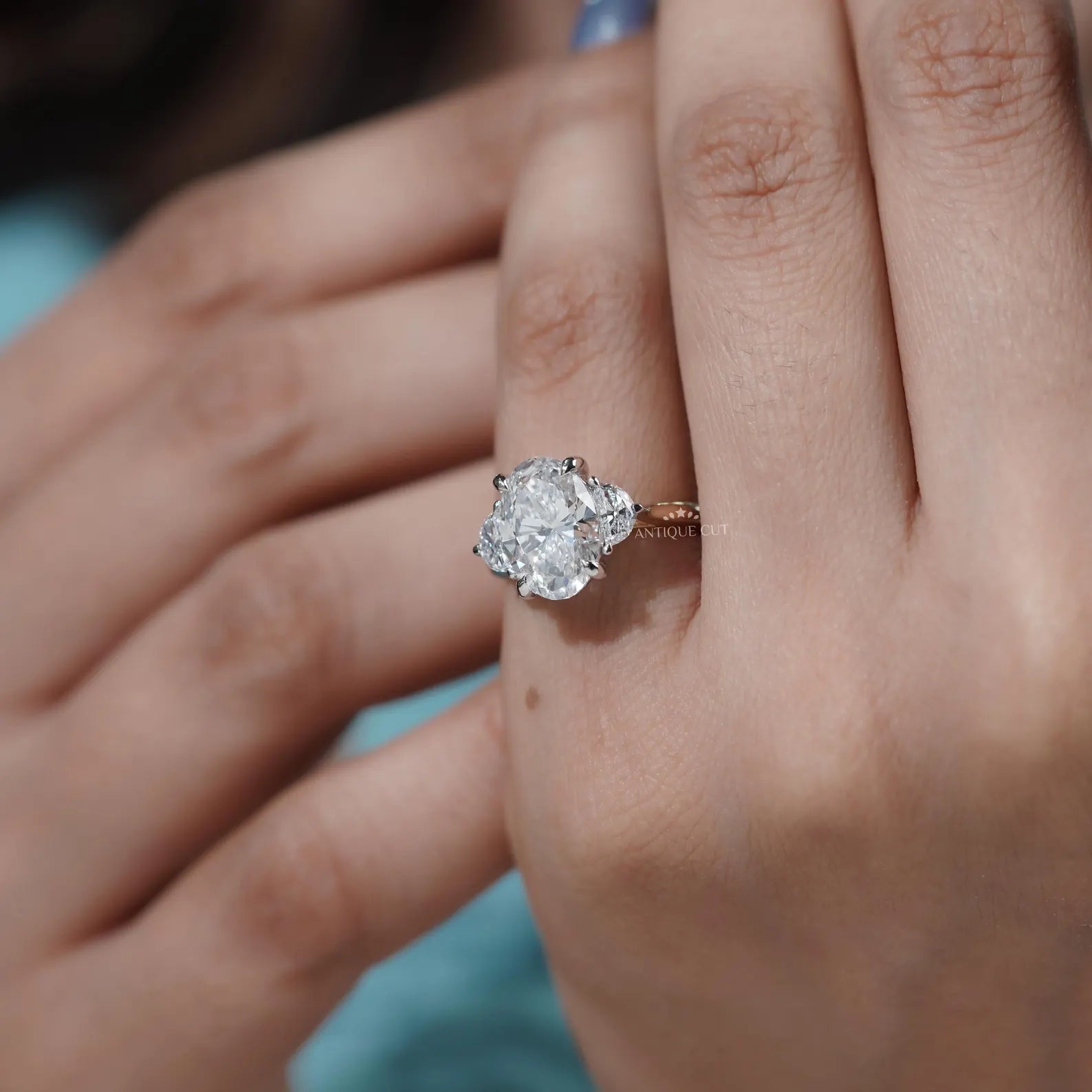 Oval Engagement Ring with Three Stone in Yellow Gold