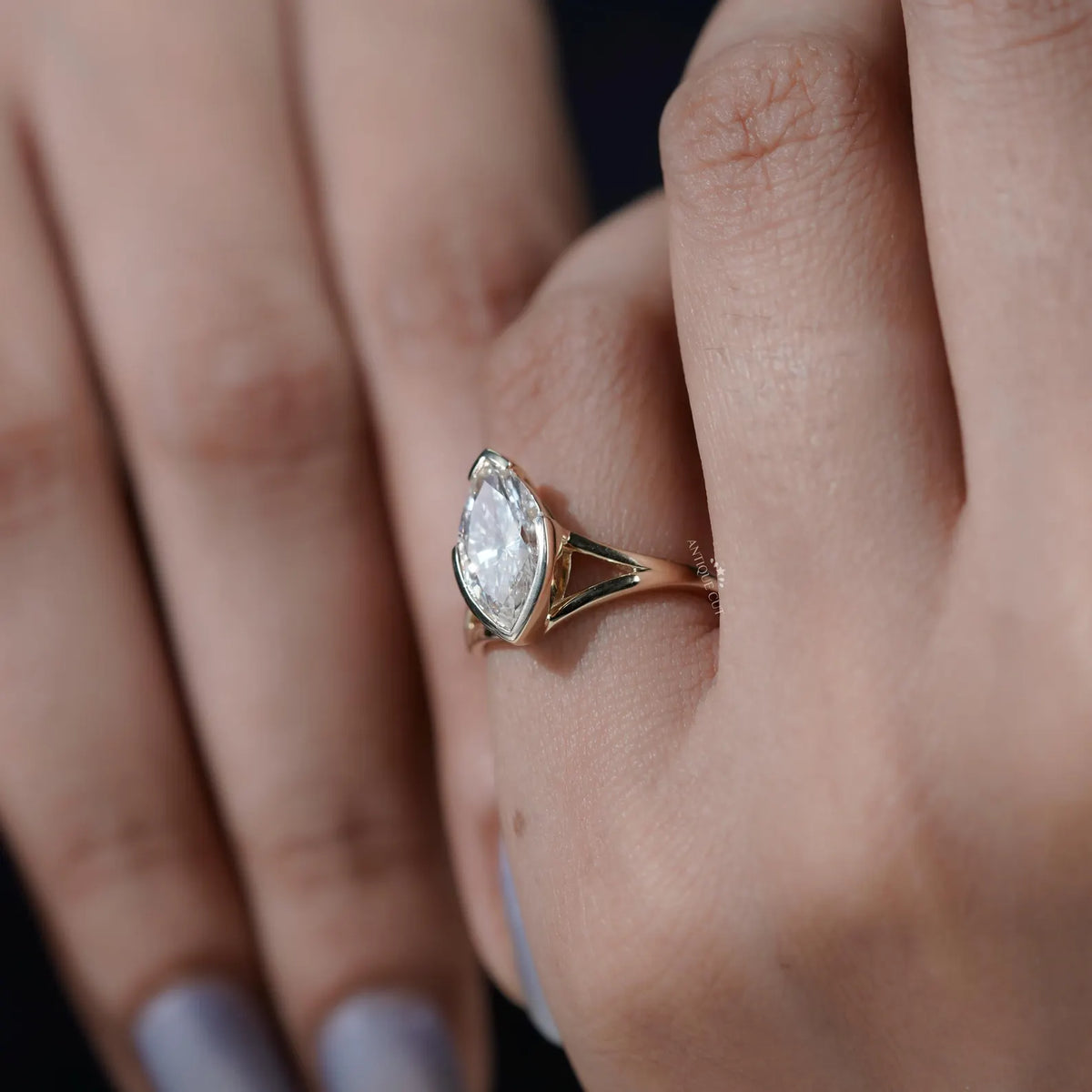 10k Yellow Gold, 14k Yellow Gold, 18k Yellow Gold