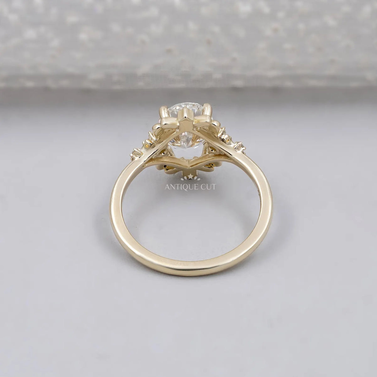 10k Yellow Gold, 14k Yellow Gold, 18k Yellow Gold