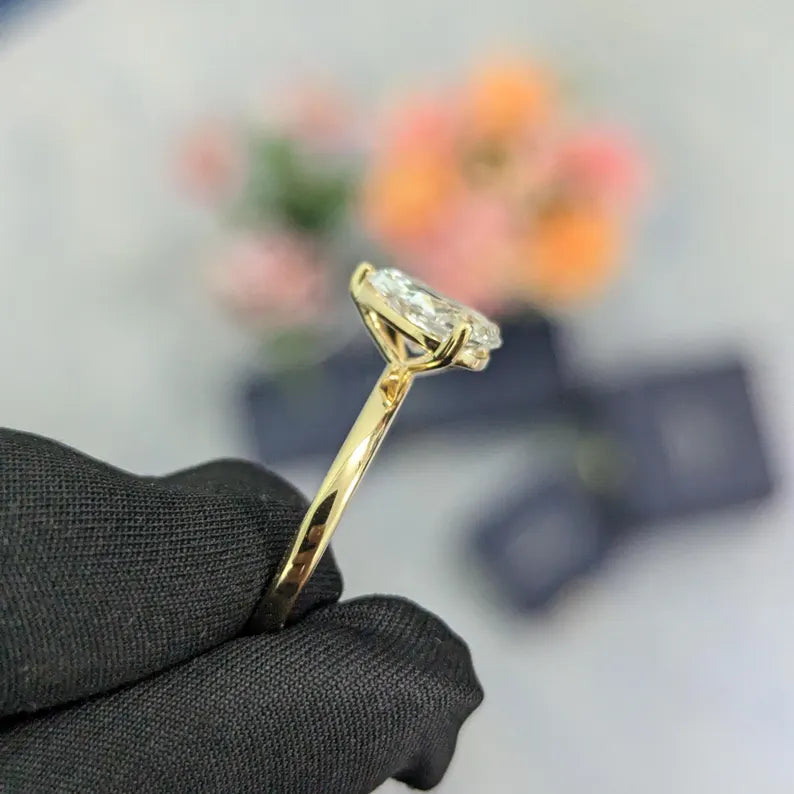 Oval And Pear 2.50tcw Lab Grown Diamond Toi et Moi Engagement Ring, D-E-F Color, VVS-VS Clarity - IGI Certificate