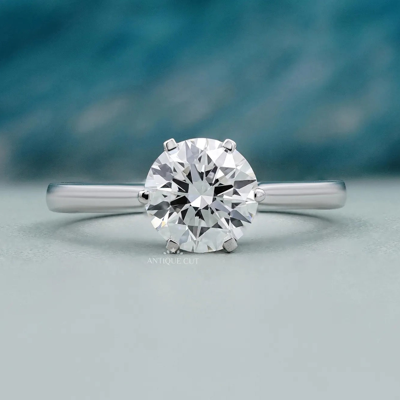 Solitaire Diamond Round Cut Engagement Ring in White Gold | IGI Certified