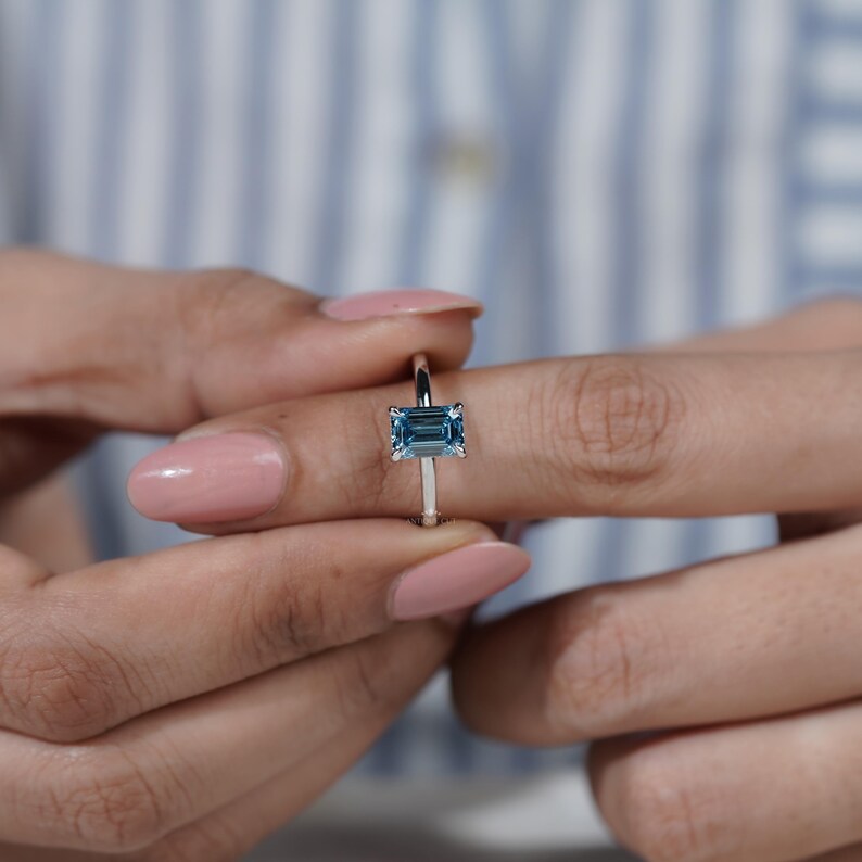 Fine jewelry blue diamond engagement ring