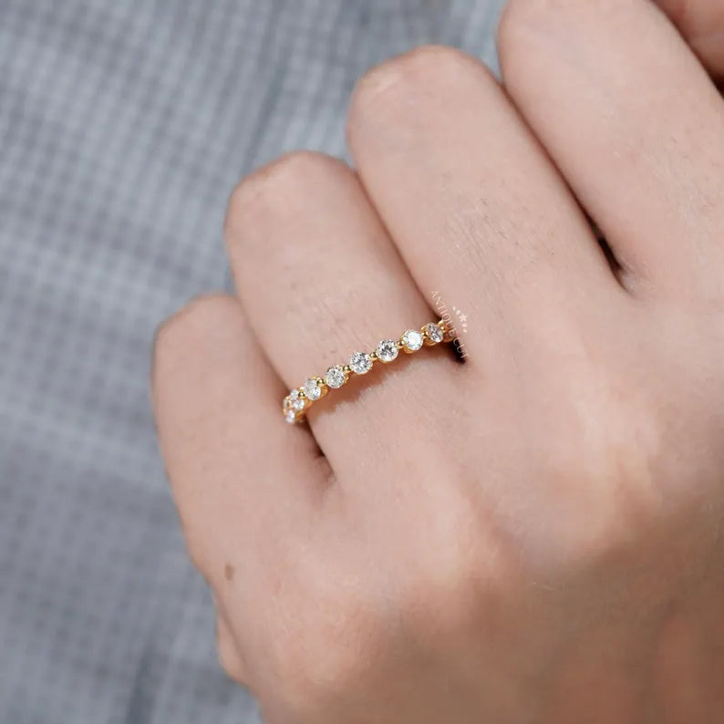 Round Diamond Wedding Band | Eternity Rings for Women