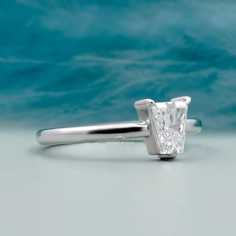 V Shape Diamond Ring 