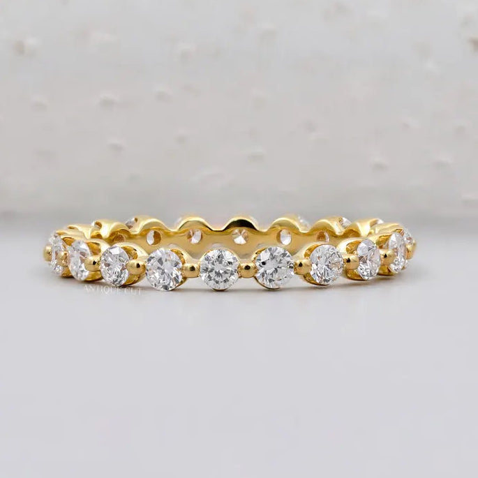 Round Diamond Wedding Band