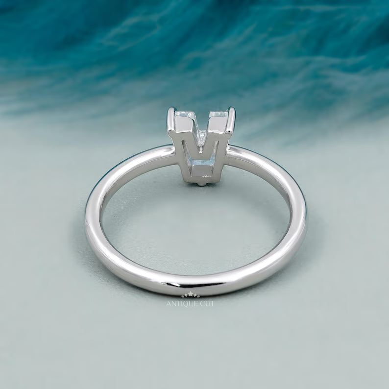 V Shape Diamond Ring 