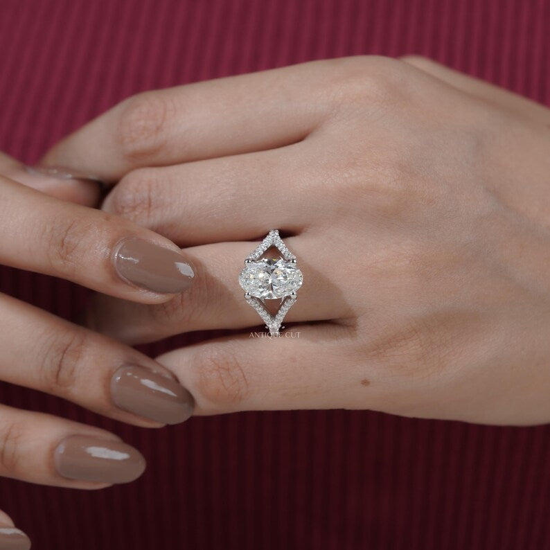 Modern split shank oval engagement ring