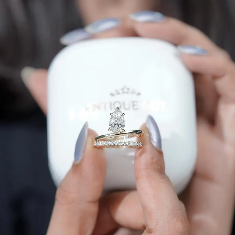 Elegant Pear Shape Engagement Ring