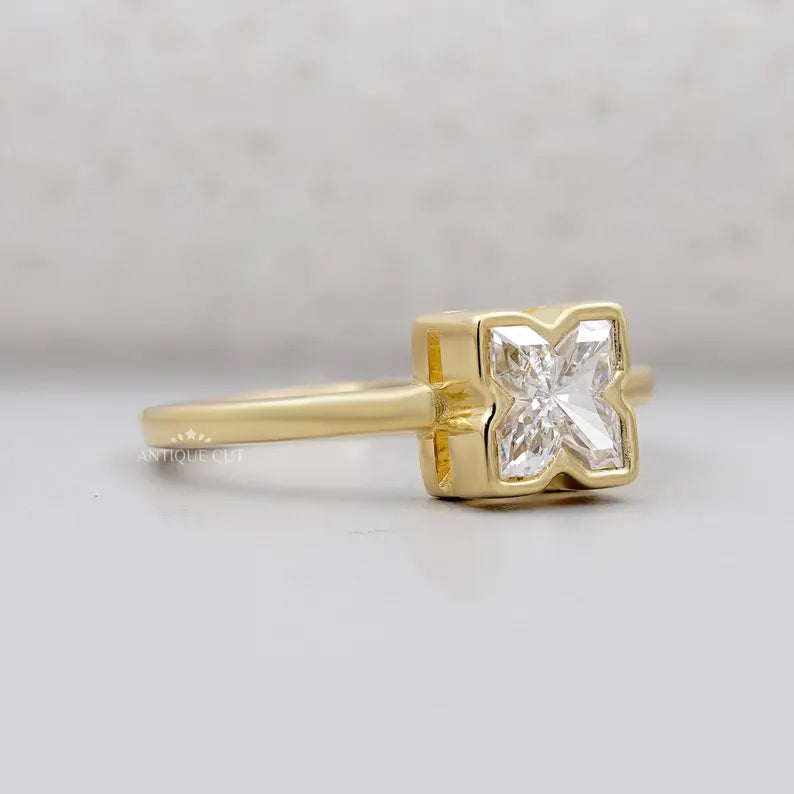 IGI certified X Shaped Diamond Ring yellow gold