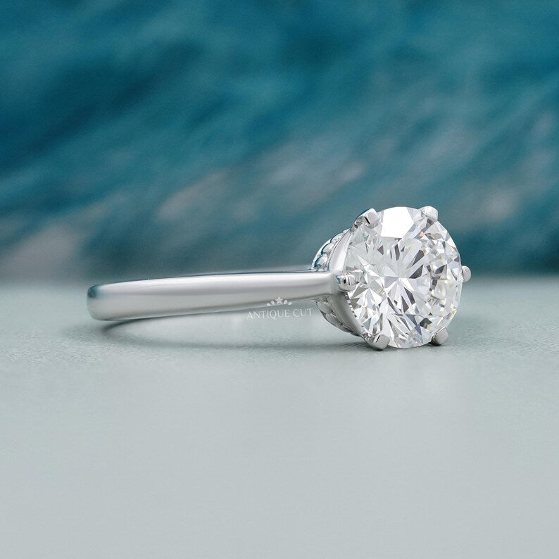 Solitaire diamond ring round cut white gold
