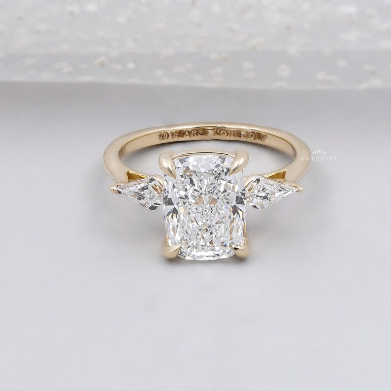 Cushion Cut Diamond Engagement Ring