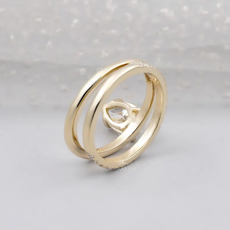 Solitaire Diamond Ring Pear Shape