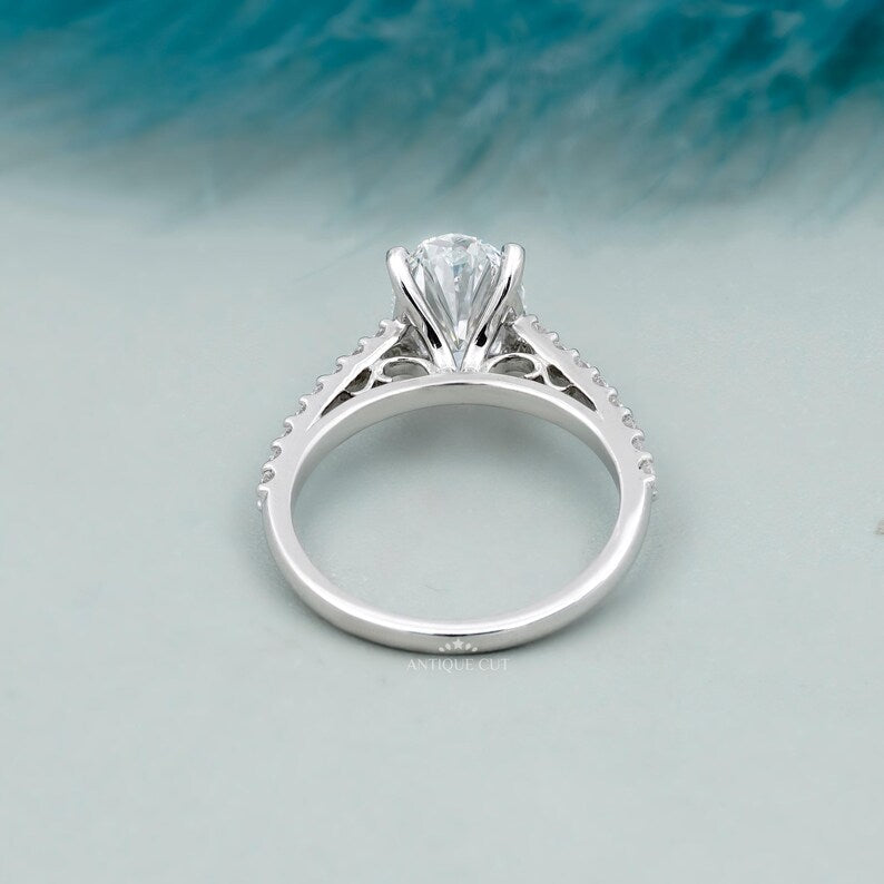 Lab grown oval diamond engagement ring with brilliant sparkle