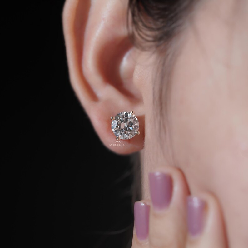 Minimalist round diamond earrings yellow gold