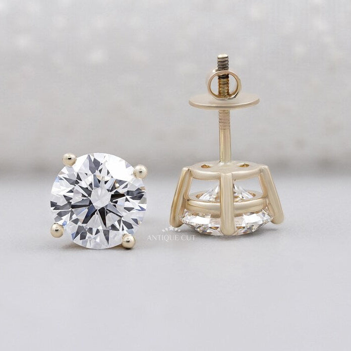 Solitaire diamond stud earrings classic design