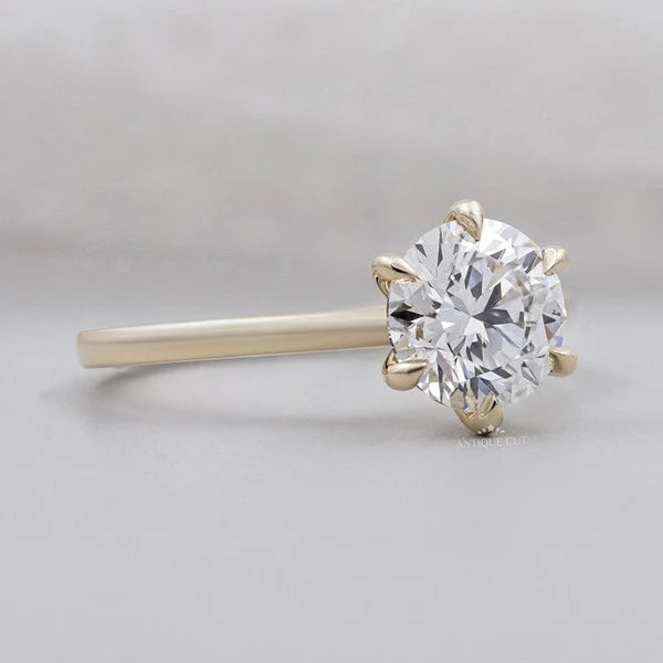 Round Brilliant Cut Diamond Ring with Solitaire Diamond | Yellow Gold