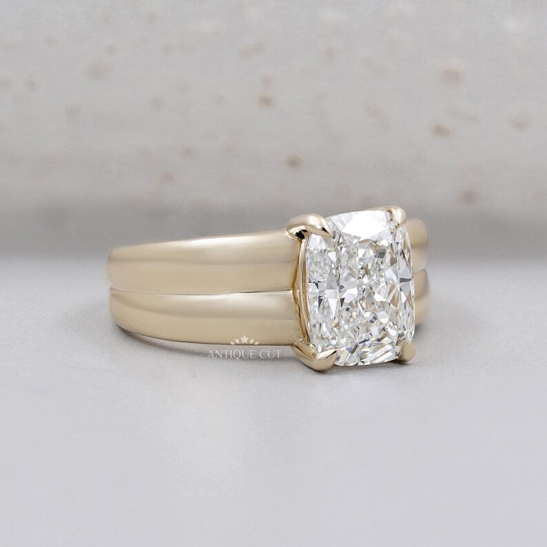 Solitaire diamond ring cushion cut close-up