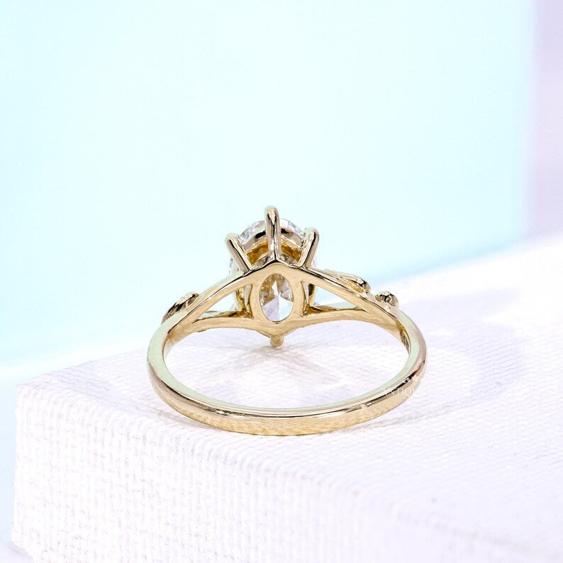 Oval Lab Grown Diamond Engagement Ring with Six Prong Leaf Vine Setting | Yellow Gold Bridal Ring