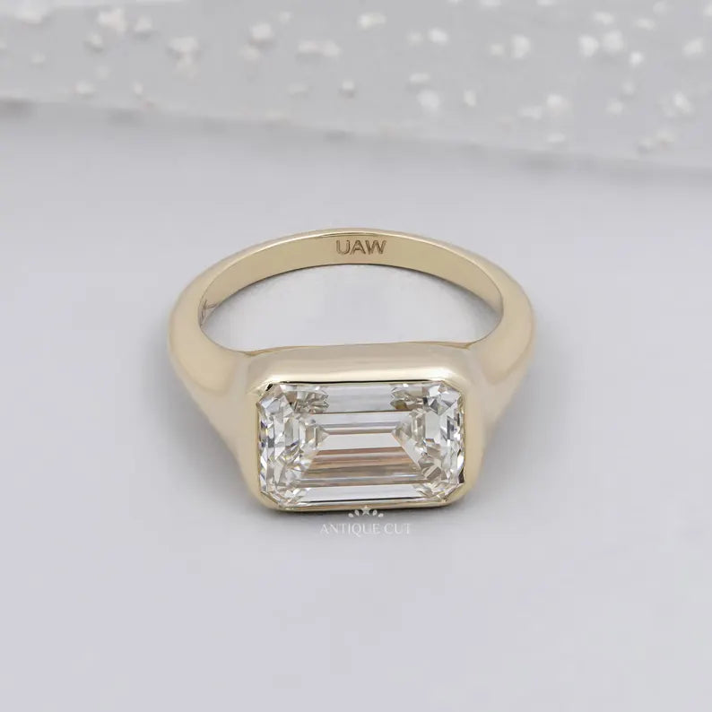 Emerald Cut Lab Grown Diamond Signet Ring With East-West Bezel Setting in Yellow Gold