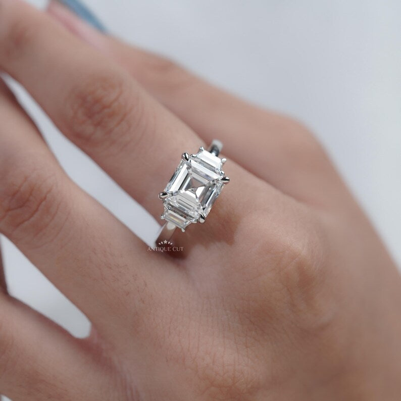 Fine Jewelry Square Emerald Diamond Ring with Tapered Baguette Side Stones