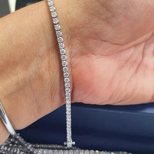 EF/VS Lab-Created 4.00 Ct Round Diamond Tennis Bracelet in White Gold – Unbeatable Sale!
