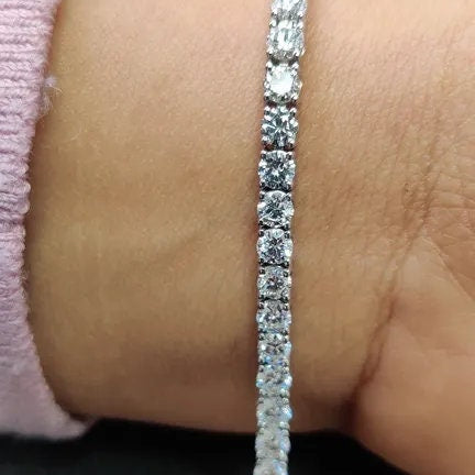 EF/VS 5.20 Ct Lab-Grown Round Diamond Tennis Bracelet for Women In White Gold, Beautiful White Diamond Bracelet