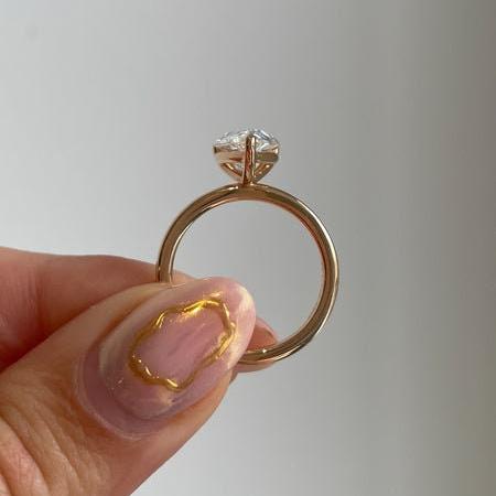 Pear 1.5ct IGI certified, EF Color, VS Clarity, Lab Diamond Solitaire Engagement ring