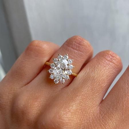 Oval 3.00tcw Lab Grown Diamond Halo Style Engagement ring, D-E-F Color, VVS-VS Clarity - IGI Certificate