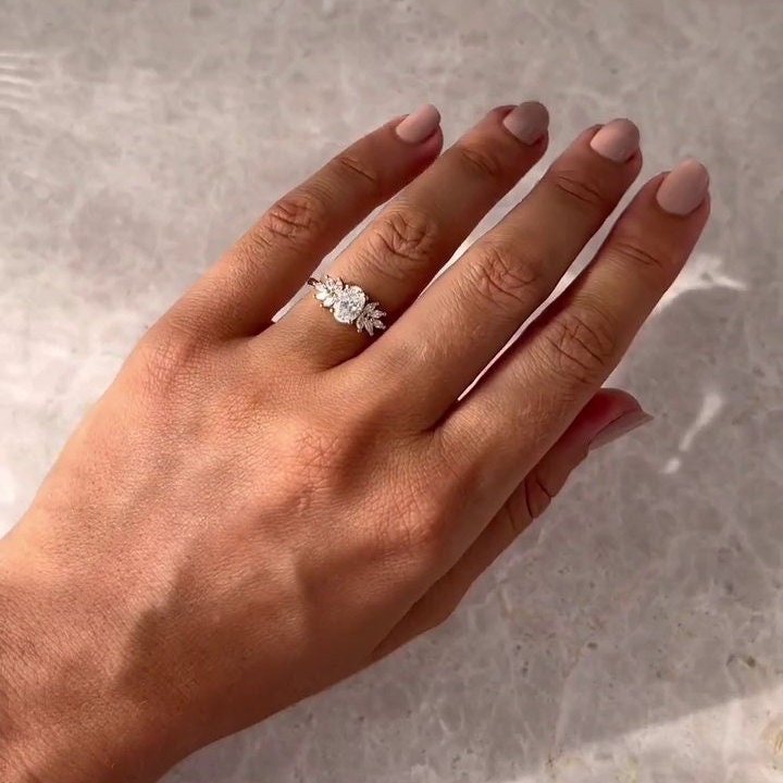 Oval 1.50tcw Lab Grown Diamond Marquise Side Stones Engagement Ring, D-E-F Color, VVS-VS Clarity