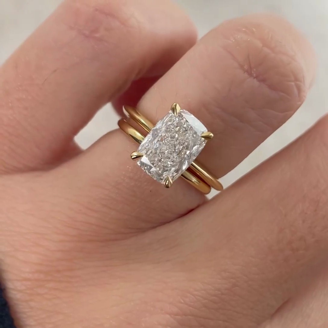 Cushion 2.50ct Lab Grown Diamond Hidden Halo Engagement Ring, D-E-F Color, VVS-VS Clarity