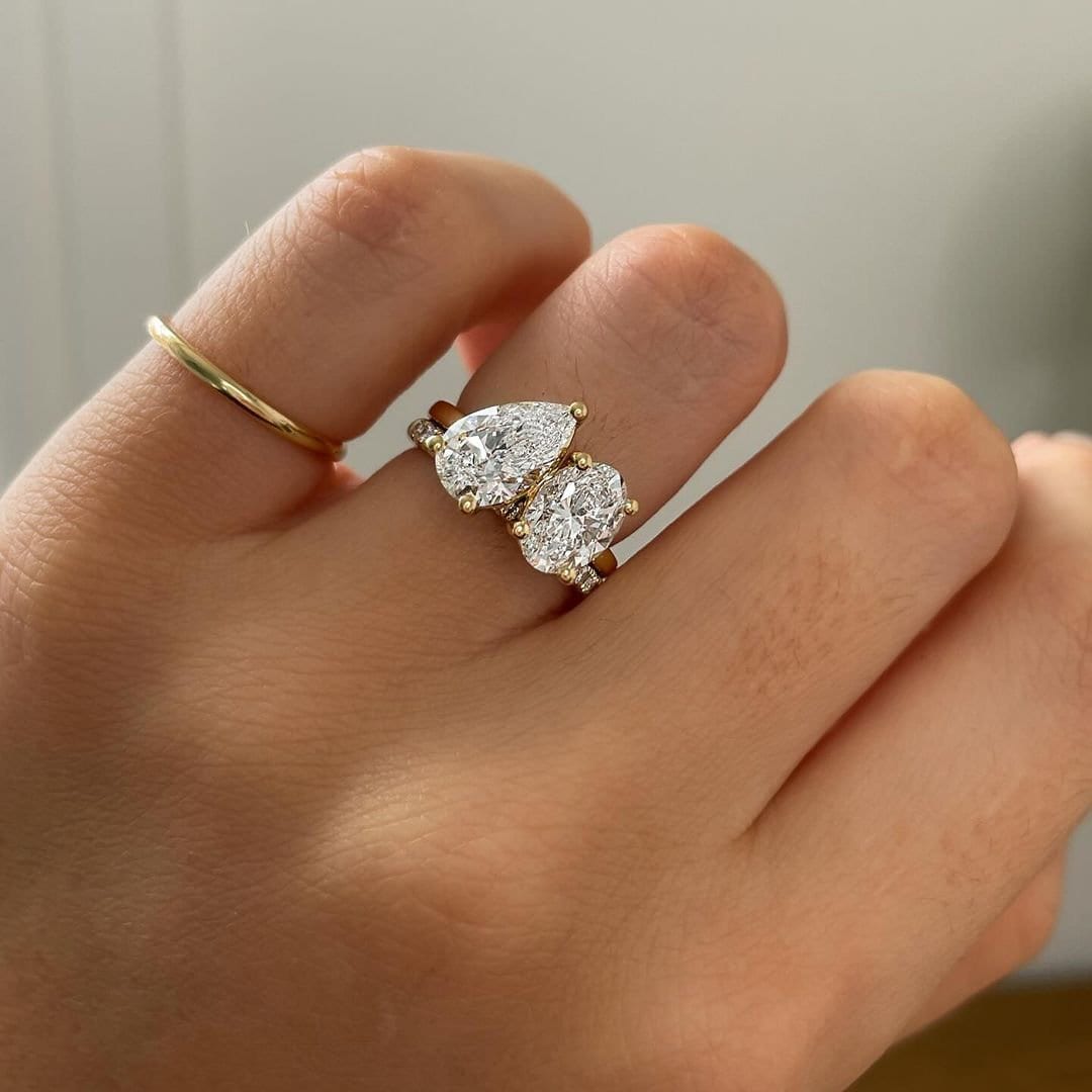 Pear & Oval 2.50tcw Lab Grown Diamond Toi Et Moi Engagement Ring | IGI Certified | 14k/18k Gold
