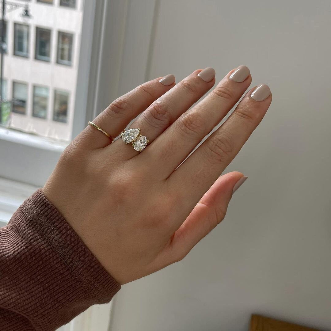 Pear and Oval 2.50tcw Lab Grown Diamond Toi Et Moi Engagement Ring, D-E-F Color, VVS-VS Clarity