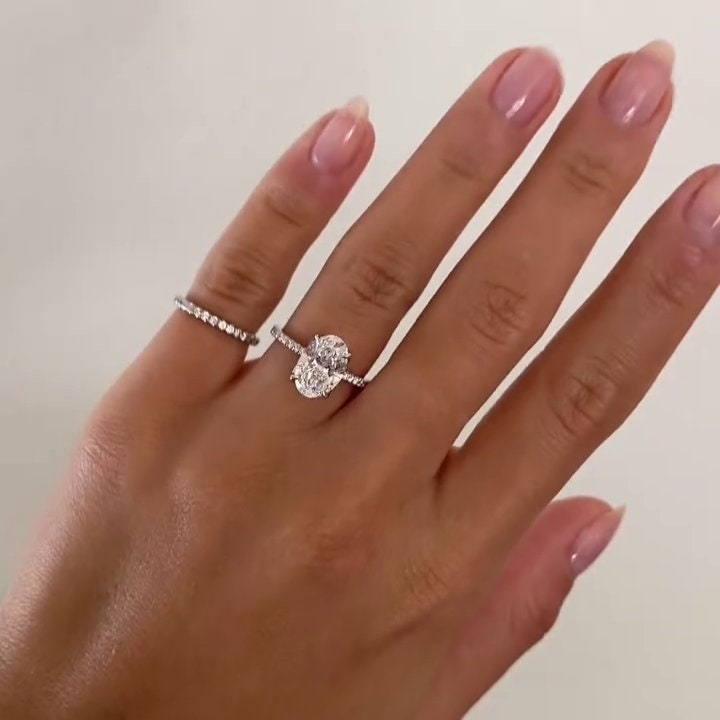 Oval 3.20tcw Lab Grown Diamond Pave Engagement Ring, D-E-F Color, VVS-VS Clarity - IGI Certified