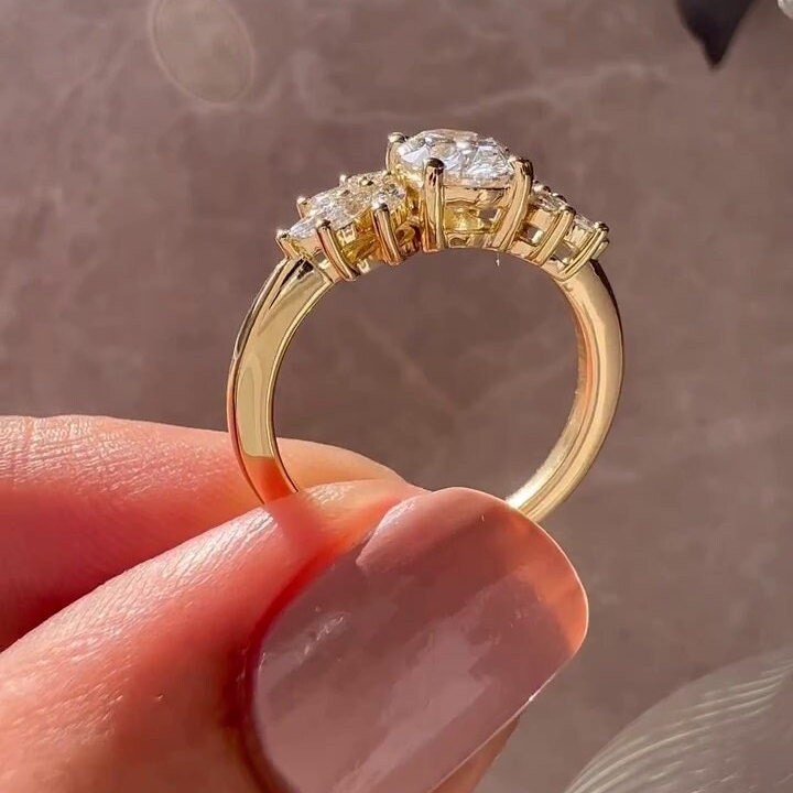 Oval 1.50tcw Lab Grown Diamond Marquise Side Stones Engagement Ring, D-E-F Color, VVS-VS Clarity