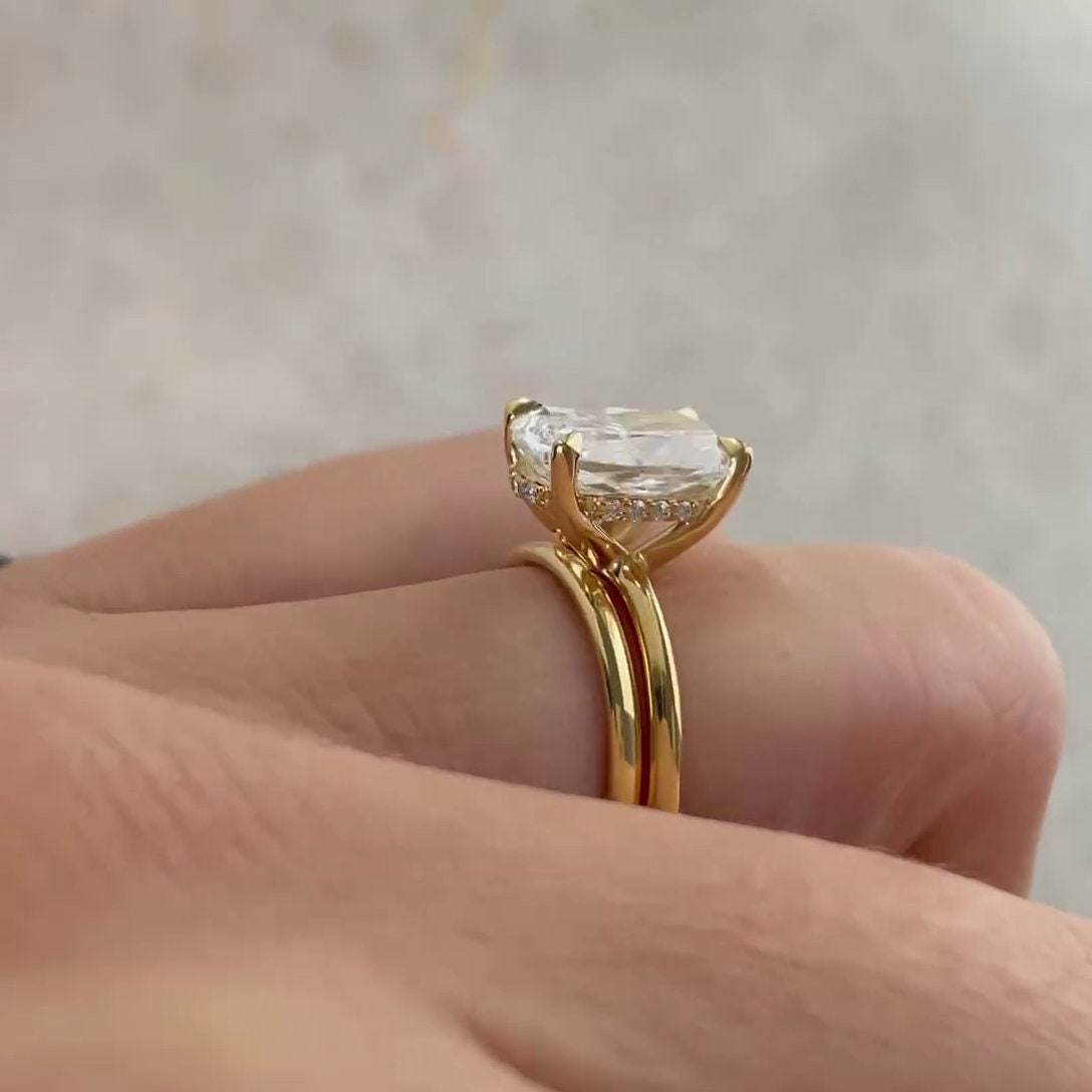 Cushion 2.50ct Lab Grown Diamond Hidden Halo Engagement Ring, D-E-F Color, VVS-VS Clarity