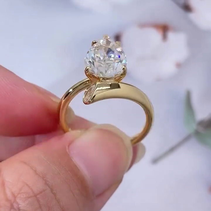 Pear 5.5tcw Lab Grown Diamond Bypass Setting Engagement Ring, EF Color, VS Clarity
