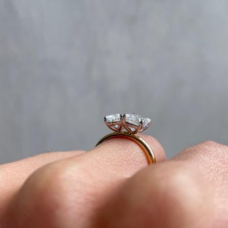 Oval And Emerald 4.00tcw Lab Grown Diamond Toi et Moi Engagement ring, D-E-F Color, VVS-VS Clarity - IGI Certified