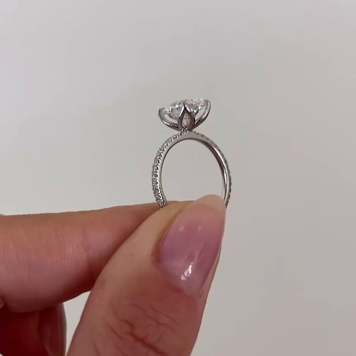 Oval 3.20tcw Lab Grown Diamond Pave Engagement Ring, D-E-F Color, VVS-VS Clarity - IGI Certified