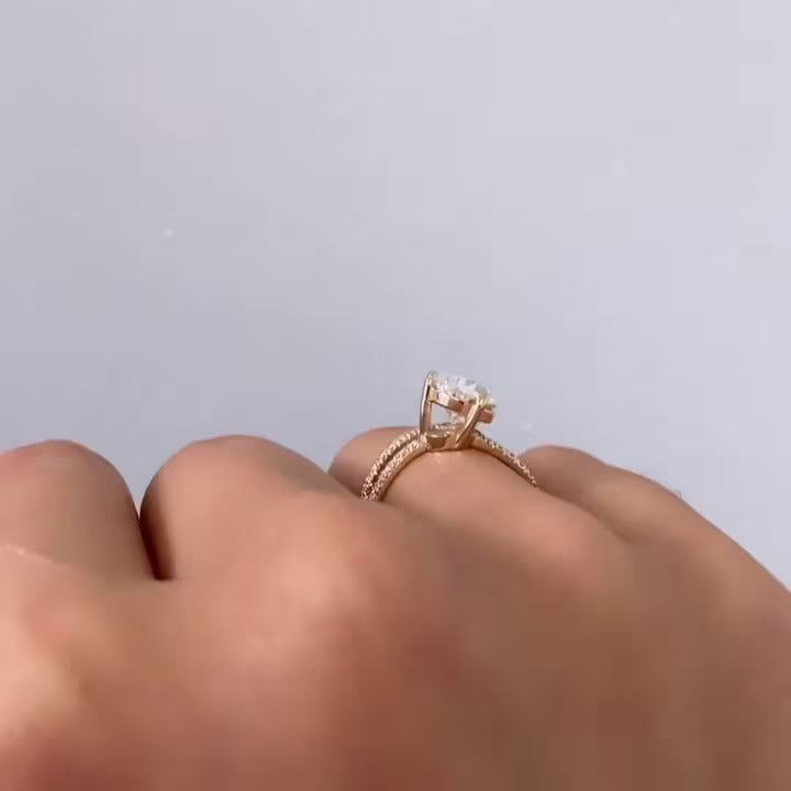 Pear 4.00ct Lab Diamond Double Wave Band Ring | IGI Certified D-E-F Color, VVS–VS Clarity