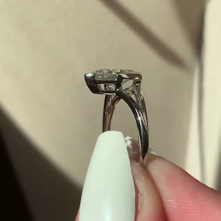 1.50ct Marquise Lab Grown Diamond Half Bezel Split Shank Engagement Ring | IGI Certified | VVS–VS Clarity