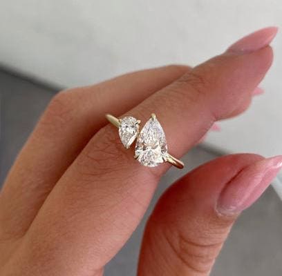 Double Pear 1.50ct Lab Grown Diamond Toi et moi Engagement Ring, DEF Color, VVS-VS Clarity