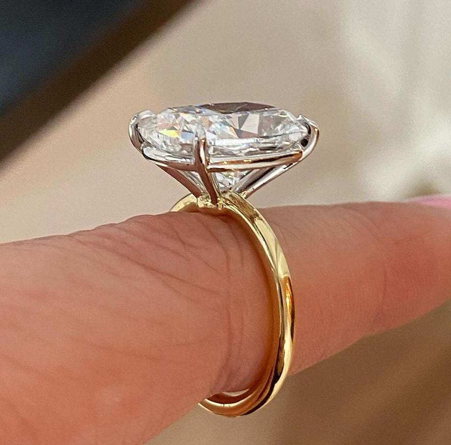 Cushion 7ct Lab Grown Diamond Engagement Ring, D-E-F Color, VVS-VS Clarity - IGI Certificate