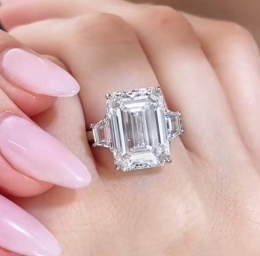 Emerald 10.00tcw Lab Diamond Three Stone Engagement Ring | IGI Certified | DEF VVS–VS Clarity