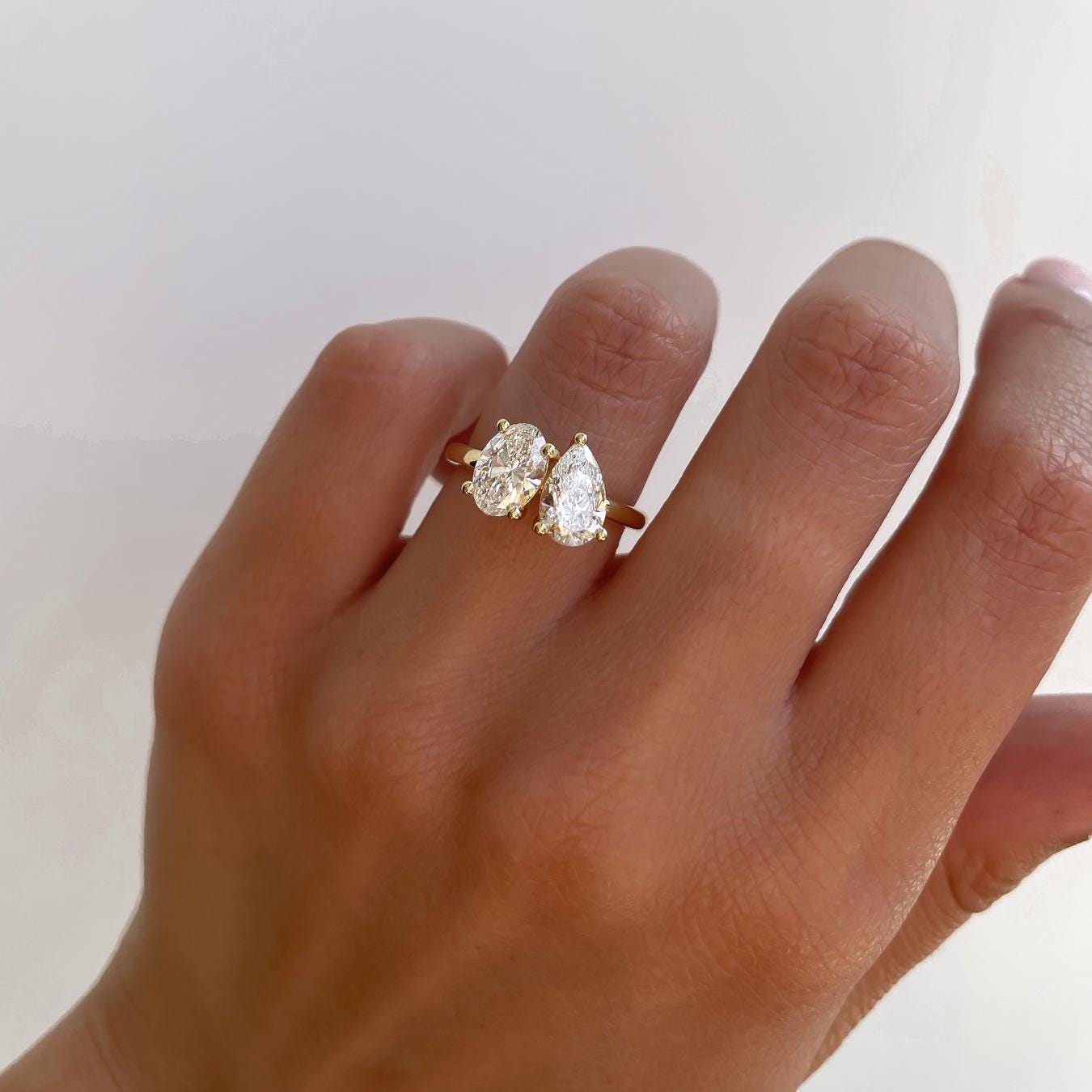 Oval And Pear 4.00tcw Lab Grown Diamond Toi et Moi Ring | IGI Certified | D-E-F Color | VVS-VS Clarity | 10K 14K 18K Gold