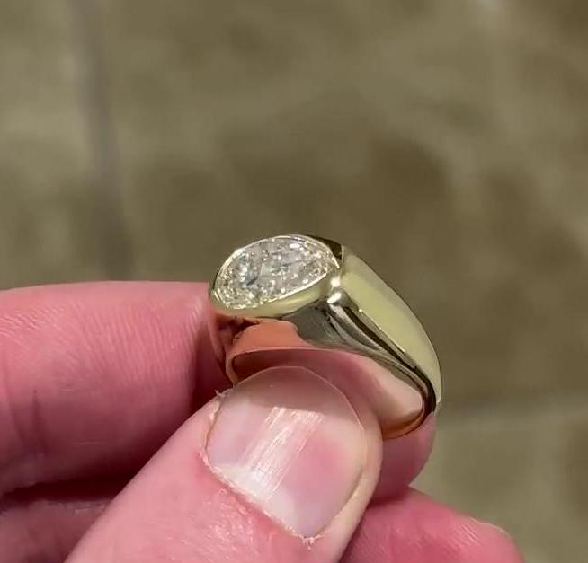 Pear 2.00ct Lab Diamond Bezel Engagement Ring | IGI Certified | D-E-F VVS–VS | Modern Gold Solitaire