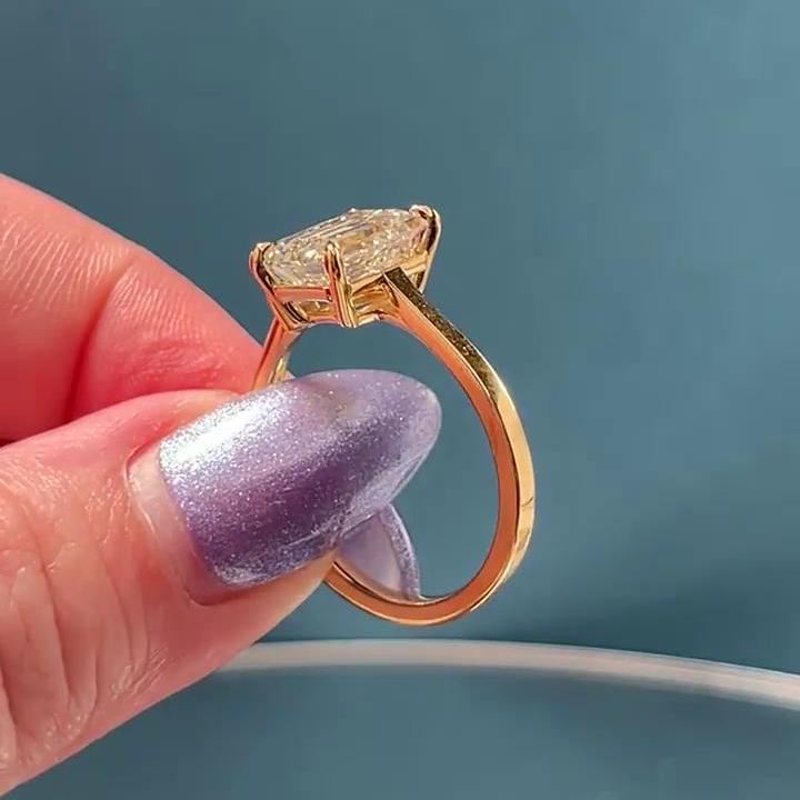 3.20ct Emerald Lab Diamond Engagement Ring | Princess Side Stone | IGI Certified | DEF VVS